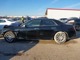 2011 Chrysler 300 Limited with VIN 2C3CA5CG2BH598580, listed as a IAAI auction lot 41330840 with 185,821 mi miles. Bid and sale history available at carsss.com. Image 14.