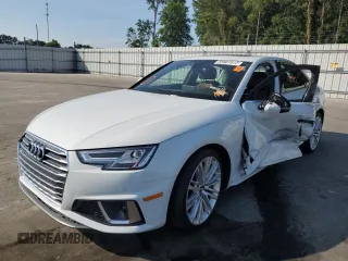 2019 Audi A4 Premium Plus with VIN WAUENAF45KN011604, listed as a Copart auction lot 59967812 with 33,399 mi miles. Bid and sale history available at carsss.com. Image 2.