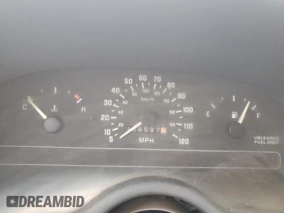 1993 Chevrolet Corsica LT z VIN 1G1LT53T4PY262289, wystawiony jako Copart lot #81687643 z przebiegiem 236 597 mil mil oraz Czysty tytuł • Clean title. Historia ofert i sprzedaży dostępna na DreamBid. Obrazek 9.