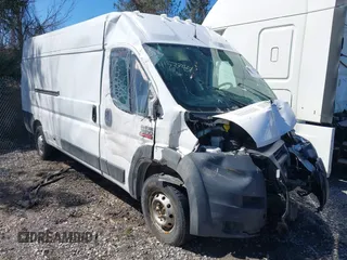 2018 Ram ProMaster Cargo with VIN 3C6URVJG6JE141767, listed as a IAAI auction lot 41533451 with 92,184 mi miles. Bid and sale history available at carsss.com. Image 1.