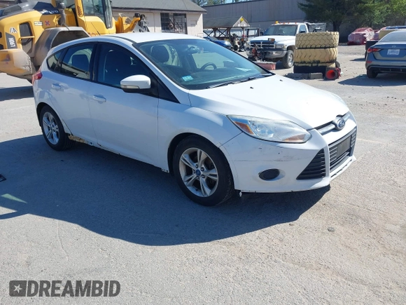 2013 Ford Focus SE with VIN 1FADP3K27DL128775, listed as a IAAI auction lot 42119223 with 138,846 mi miles. Bid and sale history available at carsss.com. Image 1.