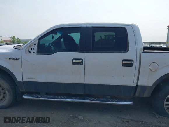 2014 Ford F-150 XL z VIN 1FTFW1ET2EKG20765, wystawiony jako IAAI lot #42356006 z przebiegiem Nie podano mil oraz . Historia ofert i sprzedaży dostępna na DreamBid. Obrazek 14.