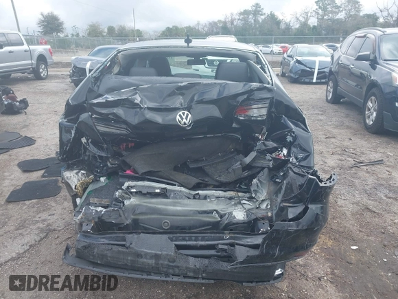 2016 Volkswagen Jetta Sedan 1.8T SEL with VIN 3VWL07AJ9GM258065, listed as a IAAI auction lot 41617182 with 164,891 mi miles. Bid and sale history available at carsss.com. Image 16.
