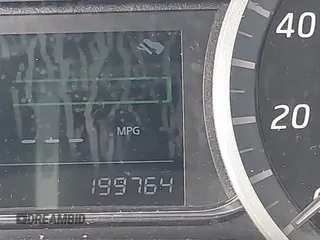 2015 Nissan Sentra SL z VIN 3N1AB7AP0FY297128, wystawiony jako IAAI lot #42116590 z przebiegiem 199 764 mil mil oraz . Historia ofert i sprzedaży dostępna na DreamBid. Obrazek 15.