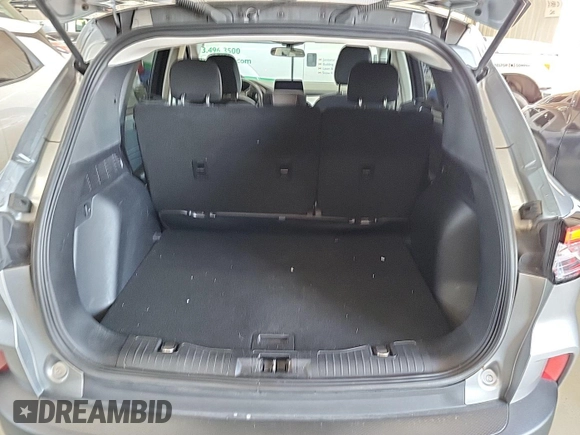2022 Ford Escape SE with VIN 1FMCU9G65NUB41402, listed as a IAAI auction lot 42733931 with 62,151 mi miles and . Bid and sale history available at DreamBid. Image 8.