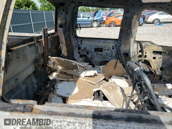 2008 Ford F-150 XLT z VIN 1FTPW14V28KB16776, wystawiony jako Copart lot #62528205 z przebiegiem Nie podano mil oraz Nie do naprawy • Non repairable. Historia ofert i sprzedaży dostępna na DreamBid. Obrazek 10.