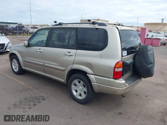 2003 Suzuki XL-7 Touring with VIN JS3TY92V634103506, listed as a IAAI auction lot 41593602 with 176,477 mi miles. Bid and sale history available at carsss.com. Image 3.