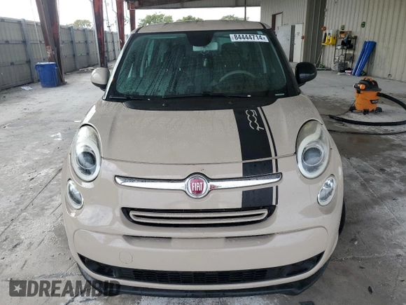 2014 FIAT 500L Easy with VIN ZFBCFABH4EZ021136, listed as a Copart auction lot 84444714 with 88,461 mi miles and Salvage Title. Bid and sale history available at carsss.com. Image 5.