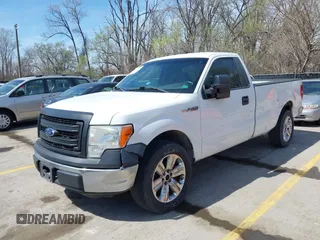 2014 Ford F-150 XL with VIN 1FTMF1CM1EKD53945, listed as a IAAI auction lot 41889789 with 296,163 mi miles and . Bid and sale history available at DreamBid. Image 17.