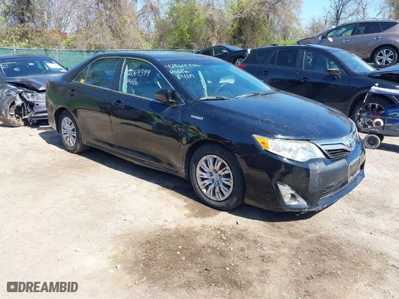 2014 Toyota Camry Hybrid LE with VIN 4T1BD1FK5EU131433, listed as a IAAI auction lot 42069399 with 51,046 mi miles. Bid and sale history available at carsss.com. Image 1.