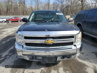 2007 Chevrolet Silverado 1500 1LT with VIN 1GCEK19J37E523723, listed as a Copart auction lot 51957215 with 200,321 mi miles and Salvage Title. Bid and sale history available at DreamBid. Image 5.