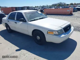 2011 Ford Police Interceptor with VIN 2FABP7BV0BX166552, listed as a IAAI auction lot 41809067 with 165,668 mi miles. Bid and sale history available at carsss.com. Image 1.