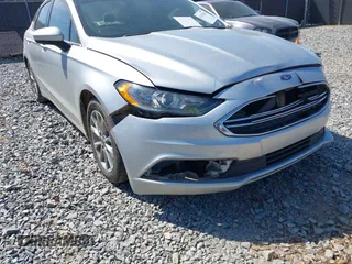 2017 Ford Fusion SE with VIN 3FA6P0HD6HR253807, listed as a IAAI auction lot 41679492 with 146,023 mi miles. Bid and sale history available at carsss.com. Image 17.