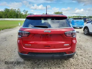 2024 Jeep Compass Latitude с VIN 3C4NJDBN0RT604876, выставлен на аукционе Copart как лот 60846205 с пробегом 28 540 миль миль и Чистый • Clean title. История ставок и продаж доступна на DreamBid. Изображение 6.