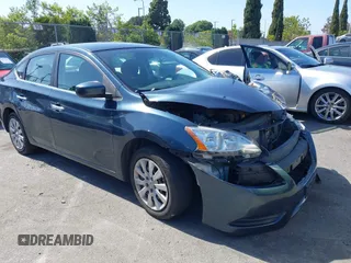 2014 Nissan Sentra SR z VIN 3N1AB7AP4EL614274, wystawiony jako IAAI lot #42283591 z przebiegiem 132 753 mil mil oraz . Historia ofert i sprzedaży dostępna na DreamBid. Obrazek 1.