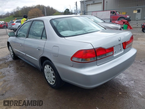 2001 Honda Accord LX z VIN 1HGCG56491A098359, wystawiony jako IAAI lot #42021768 z przebiegiem 122 121 mil mil oraz . Historia ofert i sprzedaży dostępna na DreamBid. Obrazek 3.