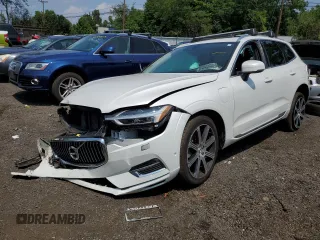 2018 Volvo XC60 Inscription with VIN LYVBR0DL9JB087839, listed as a Copart auction lot 61355163 with 57,173 mi miles. Bid and sale history available at carsss.com. Image 1.