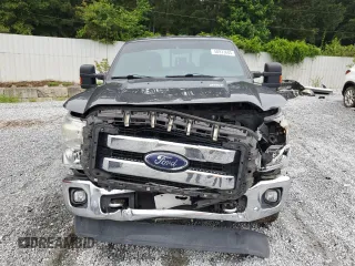 2015 Ford F-250 Lariat with VIN 1FT7W2BT5FEA44216, listed as a Copart auction lot 58973685 with 355,729 mi miles and Salvage title. Bid and sale history available at DreamBid. Image 5.