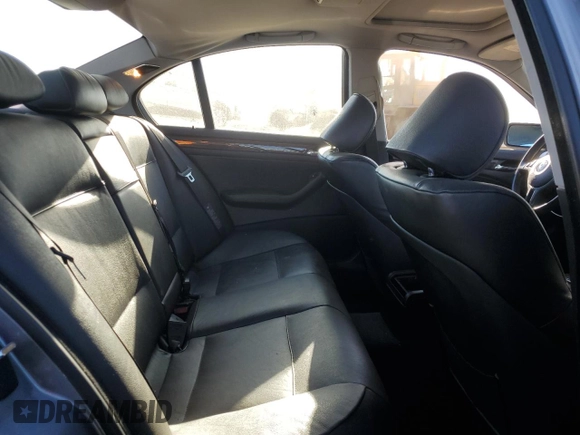 2004 BMW 3 Series 330i with VIN WBAEV53494KM05963, listed as a Copart auction lot 82701294 with 104,567 mi miles and Salvage Title. Bid and sale history available at carsss.com. Image 10.