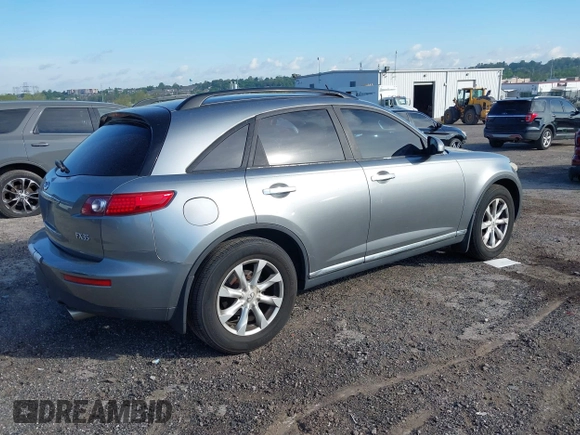 2006 Infiniti FX with VIN JNRAS08U56X101878, listed as a IAAI auction lot 42143716 with 173,266 mi miles. Bid and sale history available at carsss.com. Image 4.