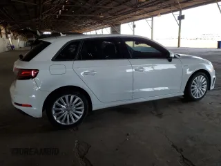 2016 Audi A3 e-tron Premium z VIN WAUUPBFF2GA100087, wystawiony jako Copart lot #43477445 z przebiegiem 95 019 mil mil oraz Czysty tytuł • Clean title. Historia ofert i sprzedaży dostępna na DreamBid. Obrazek 3.