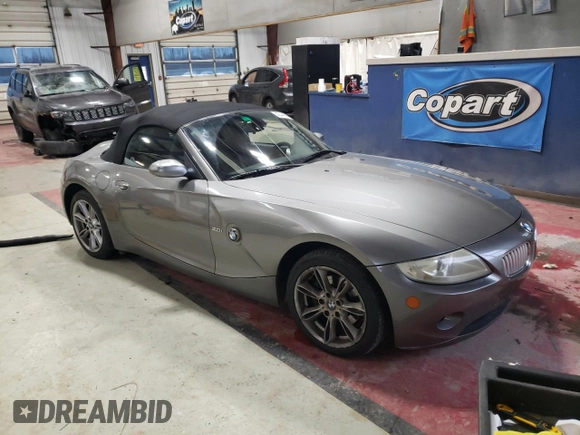 2005 BMW Z4 3.0i with VIN 4USBT53555LU09714, listed as a Copart auction lot 43445835 with 157,587 mi miles and Clean title. Bid and sale history available at DreamBid. Image 4.