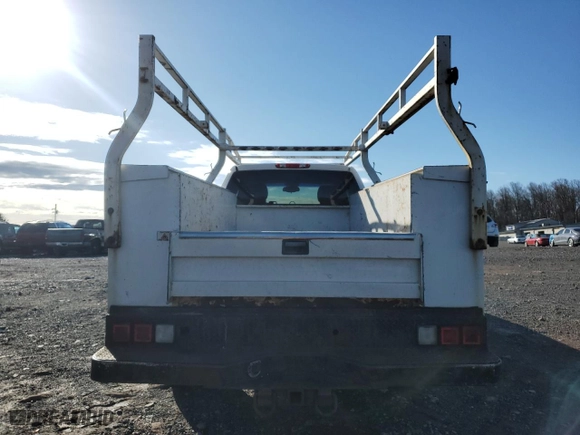 2007 Chevrolet Silverado 2500HD Work Truck with VIN 1GBHC29K57E509173, listed as a Copart auction lot 46667185 with 377,817 mi miles and Salvage Title. Bid and sale history available at carsss.com. Image 6.