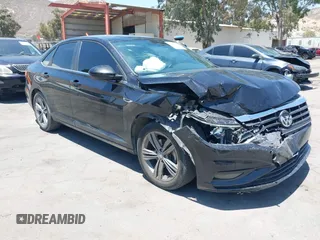 2019 Volkswagen Jetta S z VIN 3VWC57BU1KM116991, wystawiony jako IAAI lot #42377777 z przebiegiem 70 910 mil mil oraz . Historia ofert i sprzedaży dostępna na DreamBid. Obrazek 1.