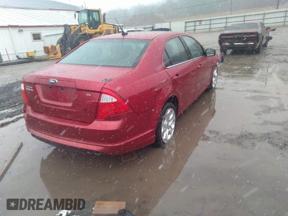 2011 Ford Fusion SE with VIN 3FAHP0HA6BR195610, listed as a IAAI auction lot 41732131 with 152,225 mi miles. Bid and sale history available at carsss.com. Image 4.