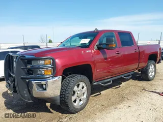 2015 Chevrolet Silverado 2500HD LT with VIN 1GC1KVE8XFF571575, listed as a IAAI auction lot 41742239 with 302,495 mi miles. Bid and sale history available at carsss.com. Image 17.