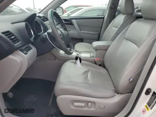 2011 Toyota Highlander with VIN 5TDZK3EH6BS026944, listed as a Copart auction lot 50164615 with 145,892 mi miles and Salvage Title. Bid and sale history available at carsss.com. Image 7.