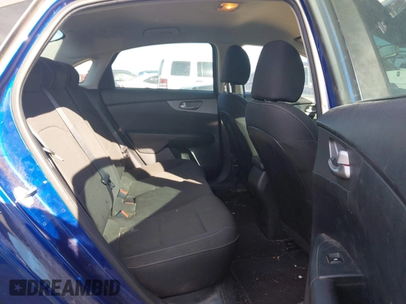 2019 Kia Forte LXS with VIN 3KPF24AD5KE072139, listed as a IAAI auction lot 41812180 with 128,434 mi miles and . Bid and sale history available at carsss.com. Image 8.