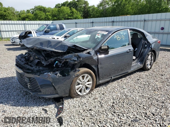 2025 Toyota Camry LE z VIN 4T1DAACK2SU540006, wystawiony jako Copart lot #53387515 z przebiegiem 7 822 mil mil oraz Szkoda całkowita • Salvage title. Historia ofert i sprzedaży dostępna na DreamBid. Obrazek 1.