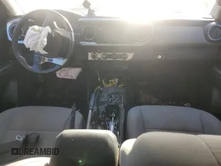 2017 Toyota Tacoma SR5 z VIN 3TMDZ5BN2HM026640, wystawiony jako Copart lot #76337144 z przebiegiem Nie podano mil oraz Szkoda całkowita • Salvage title. Historia ofert i sprzedaży dostępna na DreamBid. Obrazek 8.