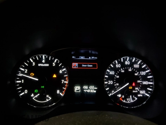 2015 Nissan Pathfinder SV with VIN 5N1AR2MM6FC707979, listed as a Copart auction lot 57514915 with 196,100 mi miles and Salvage title. Bid and sale history available at DreamBid. Image 9.