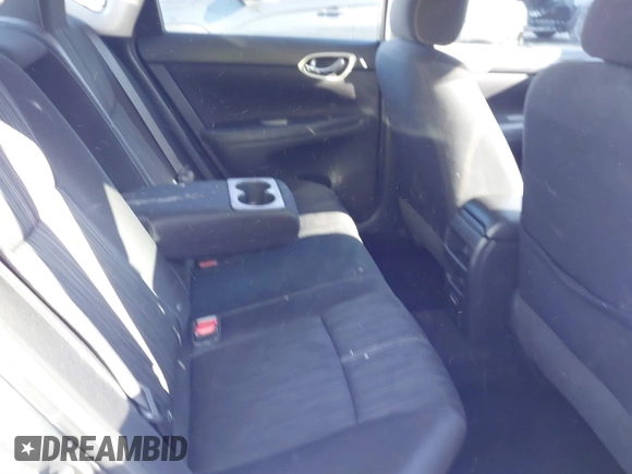 2018 Nissan Sentra SV with VIN 3N1AB7AP2JL631665, listed as a IAAI auction lot 41792874 with 93,032 mi miles. Bid and sale history available at carsss.com. Image 8.
