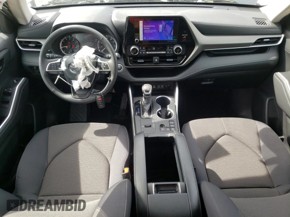 2024 Toyota Highlander LE with VIN 5TDKDRAH7RS529302, listed as a Copart auction lot 56236155 with 6,474 mi miles and Salvage title. Bid and sale history available at DreamBid. Image 8.