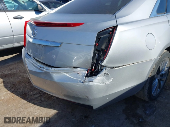 2013 Cadillac XTS with VIN 2G61N5S33D9203389, listed as a IAAI auction lot 41282913 with 72,293 mi miles. Bid and sale history available at carsss.com. Image 6.