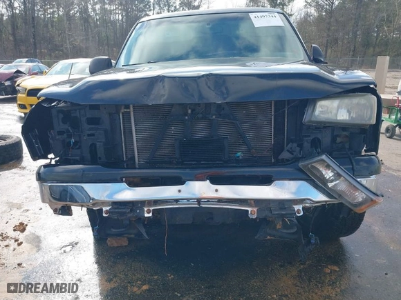 2007 Chevrolet Silverado 1500 Classic LT3 with VIN 1GCEK19B07Z206175, listed as a IAAI auction lot 41497344 with 205,452 mi miles. Bid and sale history available at carsss.com. Image 13.