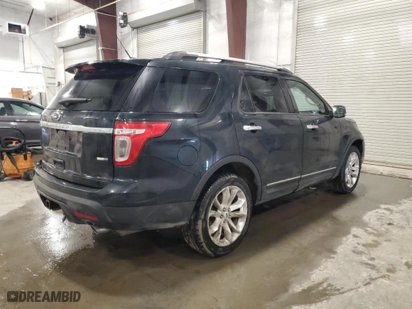 2014 Ford Explorer XLT with VIN 1FM5K8D83EGC07166, listed as a Copart auction lot 48770015 with NaN miles and Salvage Title. Bid and sale history available at carsss.com. Image 3.