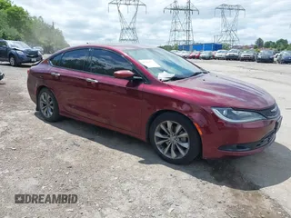 2016 Chrysler 200 S z VIN 1C3CCCBB1GN133842, wystawiony jako IAAI lot #42306872 z przebiegiem 138 443 mil mil oraz . Historia ofert i sprzedaży dostępna na DreamBid. Obrazek 1.