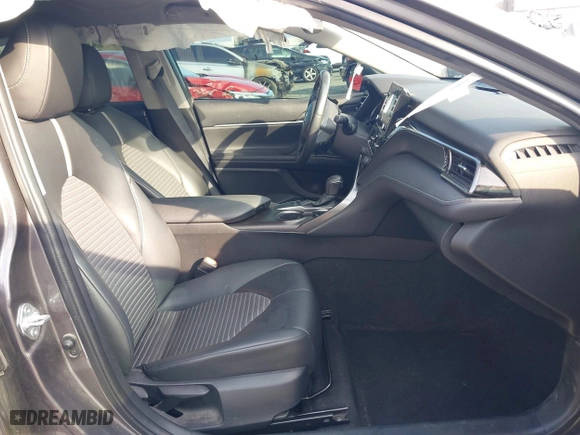 2022 Toyota Camry SE with VIN 4T1T11AK8NU689314, listed as a IAAI auction lot 41425080 with 29,775 mi miles. Bid and sale history available at carsss.com. Image 5.