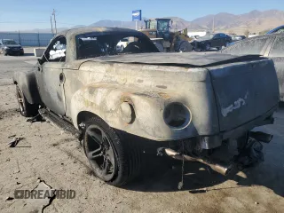 2003 Chevrolet SSR LS z VIN 1GCES14PX3B101259, wystawiony jako Copart lot #74279454 z przebiegiem Nie podano mil oraz Nie do naprawy. Historia ofert i sprzedaży dostępna na DreamBid. Obrazek 2.