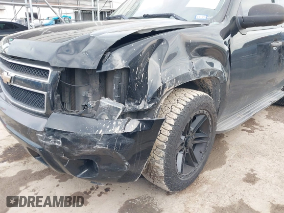 2011 Chevrolet Tahoe Commercial with VIN 1GNLC2E00BR325388, listed as a IAAI auction lot 41472731 with 265,781 mi miles and . Bid and sale history available at DreamBid. Image 6.