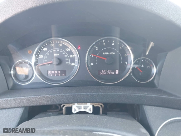 2010 Jeep Grand Cherokee Laredo with VIN 1J4PR4GK5AC161442, listed as a IAAI auction lot 41939994 with 137,376 mi miles. Bid and sale history available at carsss.com. Image 7.