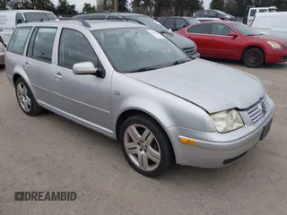 2001 Volkswagen Jetta z VIN WVWTG61J71W600676, wystawiony jako IAAI lot #41828554 z przebiegiem 217 014 mil mil oraz . Historia ofert i sprzedaży dostępna na DreamBid. Obrazek 1.