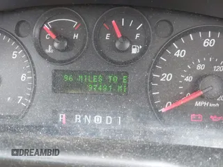 2004 Ford Taurus z VIN 1FAHP55U74G112479, wystawiony jako IAAI lot #42207775 z przebiegiem 97 491 mil mil oraz . Historia ofert i sprzedaży dostępna na DreamBid. Obrazek 7.
