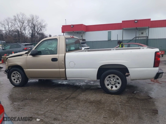 2006 Chevrolet Silverado 1500 Work Truck with VIN 1GCEC14VX6E115841, listed as a IAAI auction lot 41504420 with 316,978 mi miles. Bid and sale history available at carsss.com. Image 15.