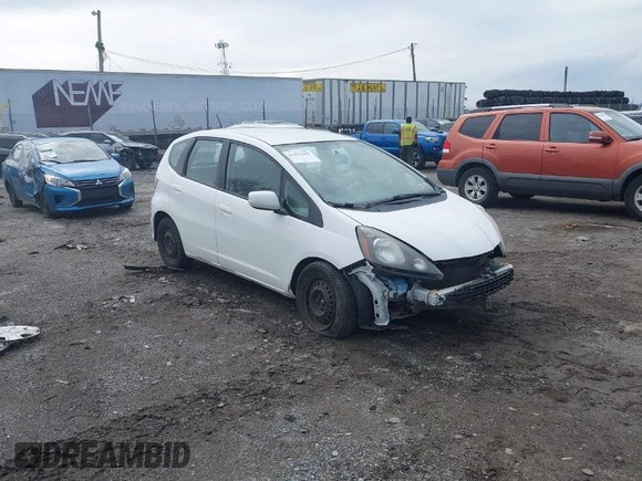 2013 Honda Fit with VIN JHMGE8H36DC022455, listed as a IAAI auction lot 41955605 with 172,471 mi miles. Bid and sale history available at carsss.com. Image 1.