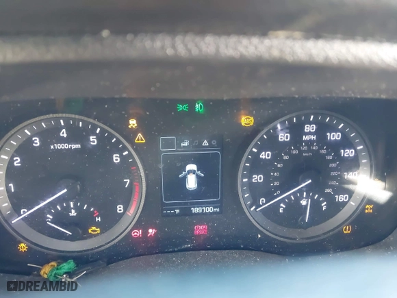2016 Hyundai Tucson SE with VIN KM8J3CA44GU036318, listed as a IAAI auction lot 41920096 with 189,100 mi miles. Bid and sale history available at carsss.com. Image 7.
